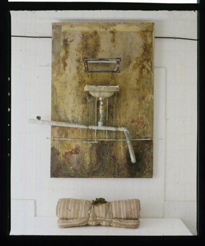 clean myself 3 didziojl 234 x 156 x 37 cm 1997